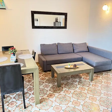 Apartamen *