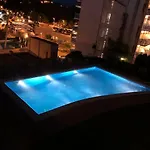 Apartamen アパート